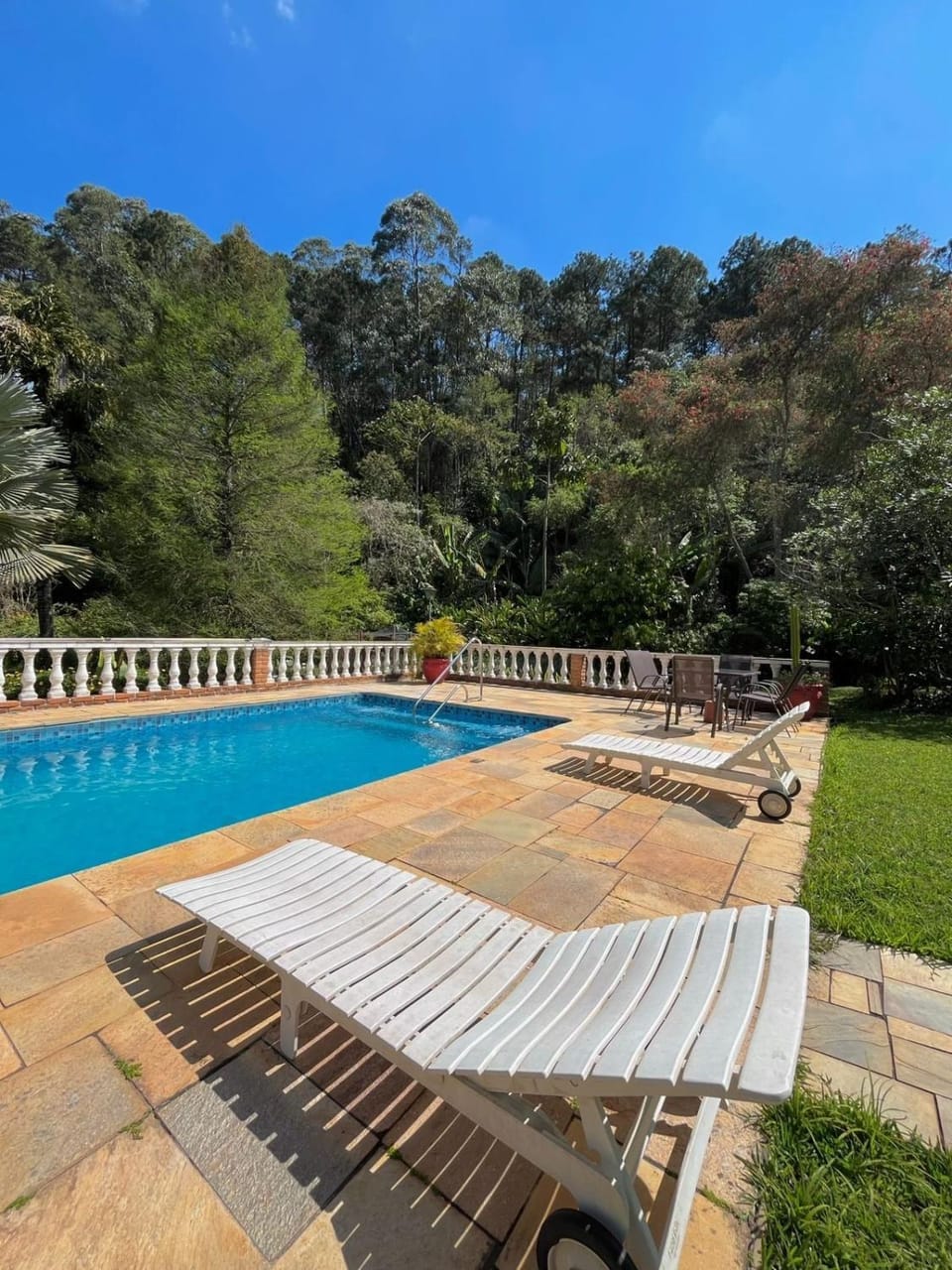 Swimming pool