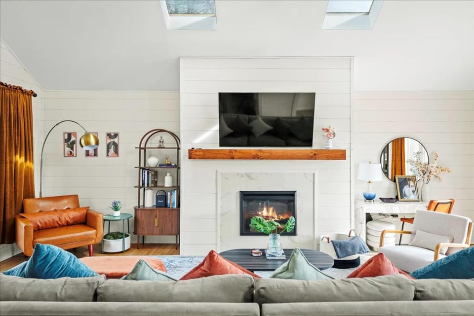 Cozy Pocono Retreat House in Coolbaugh Township