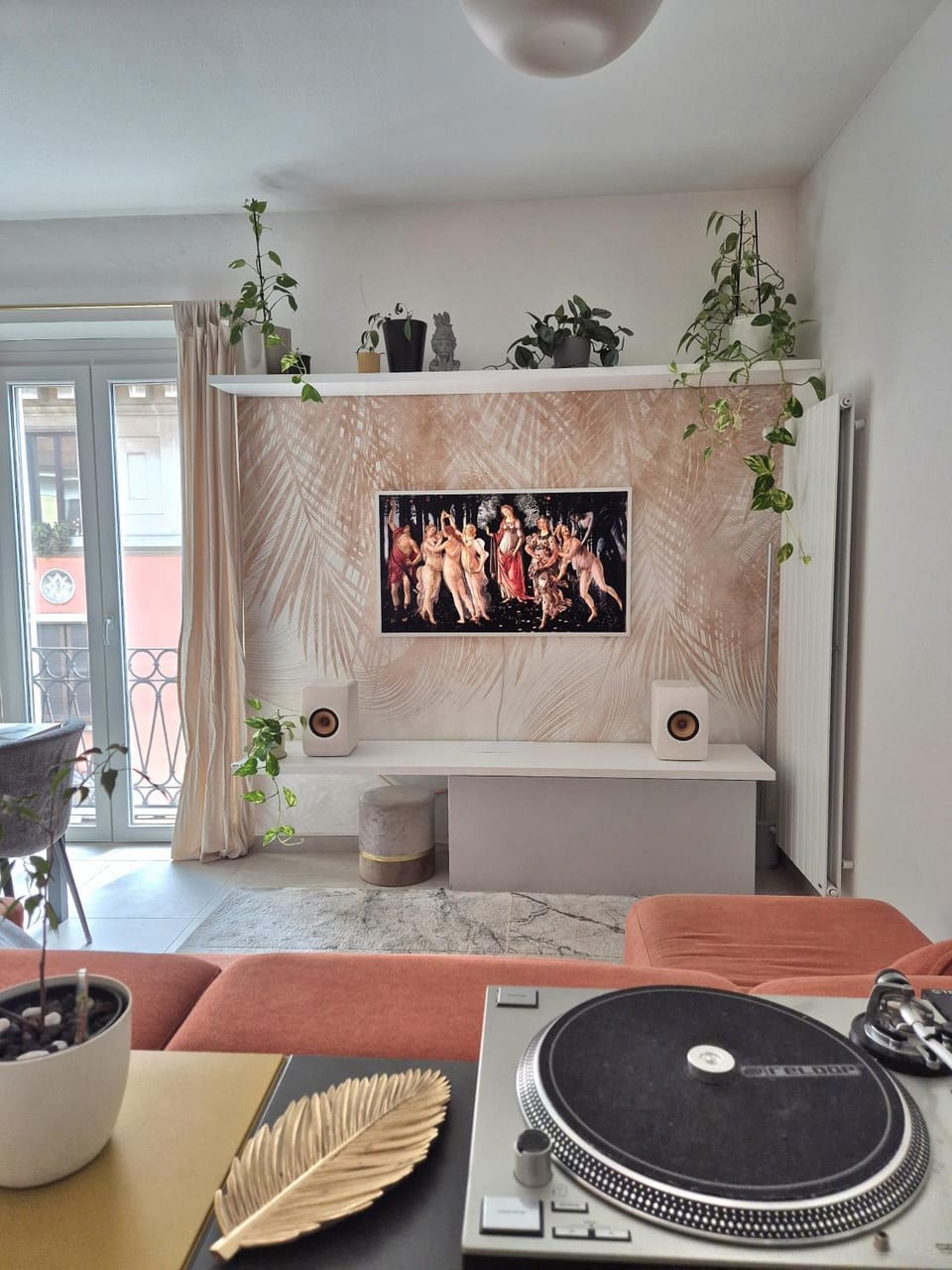 TV and multimedia, Living room