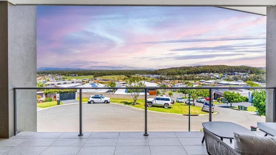 Natural landscape, View (from property/room), Balcony/Terrace, Location