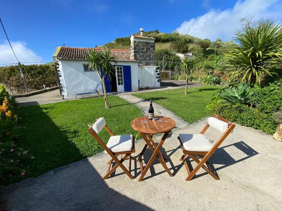 Villa Pico de Mafra House in Azores District