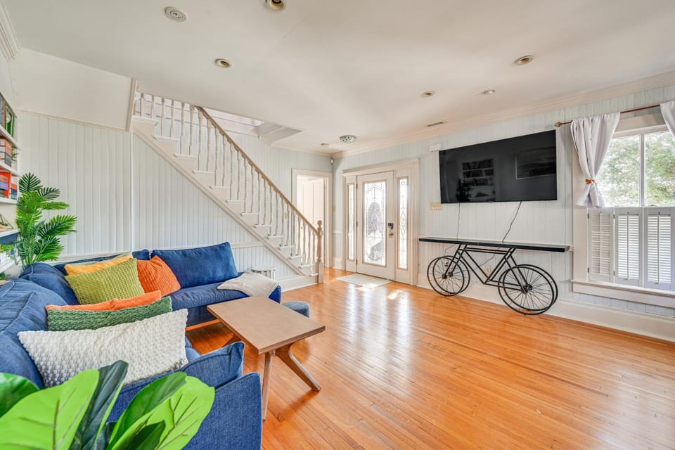 Timeless Charm! Family Home Near Belhaven Beach House in North Carolina