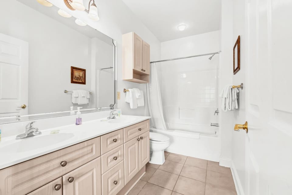 Shower, Bathroom, Bath, towels