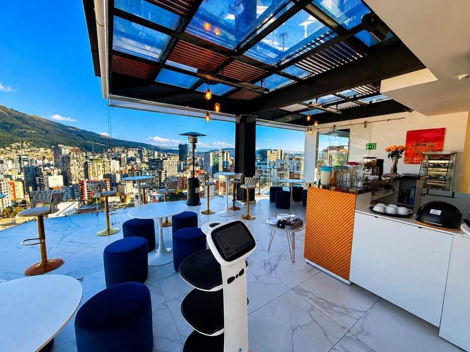 Restaurant/places to eat, View (from property/room)