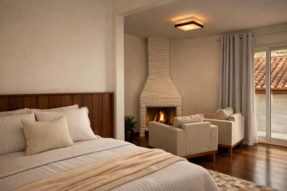 Photo of the whole room, Bedroom