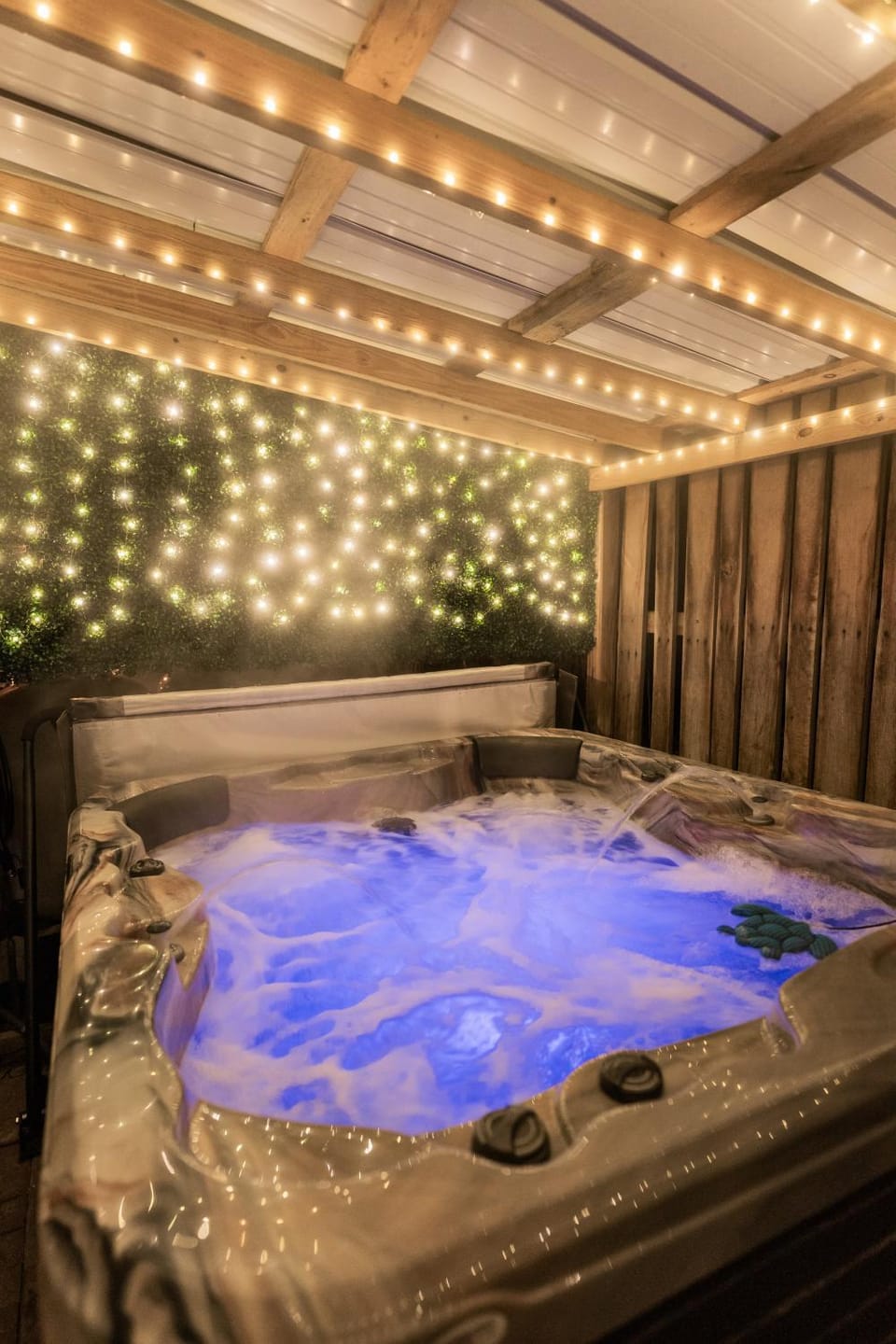 Patio, Night, Hot Tub