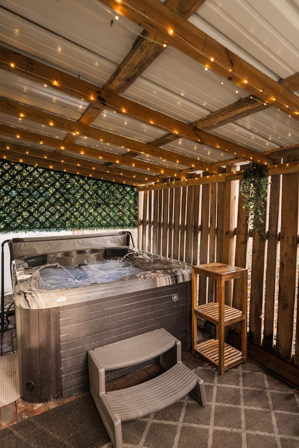 Hot Tub, Spa and wellness centre/facilities