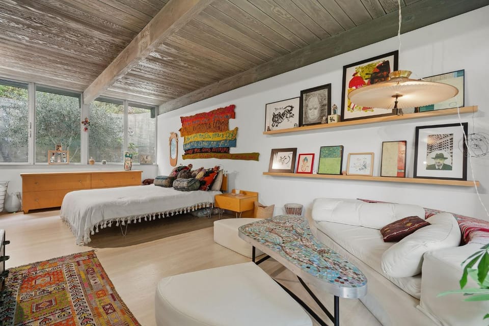 Hollywood Hills 1BR Guest Quarters Pool Views C&C House in Hollywood Hills