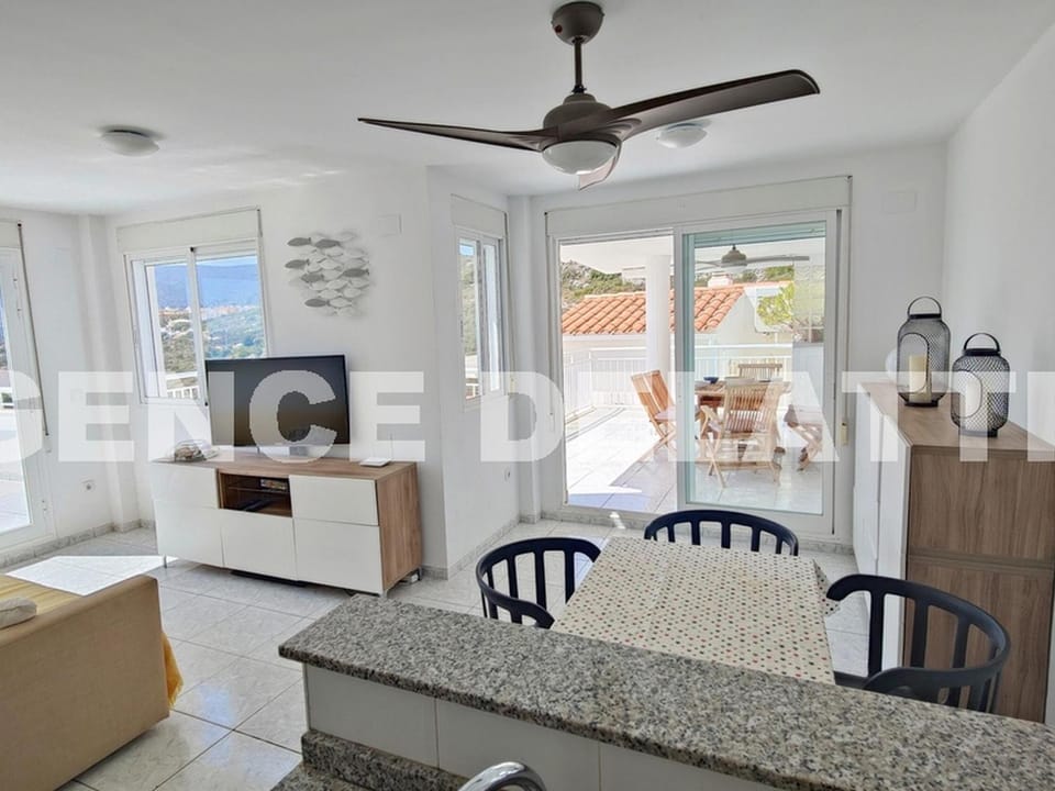 Apartamento luminoso con piscina y aire acondicionado - ES-389-11 Apartment in Peniscola