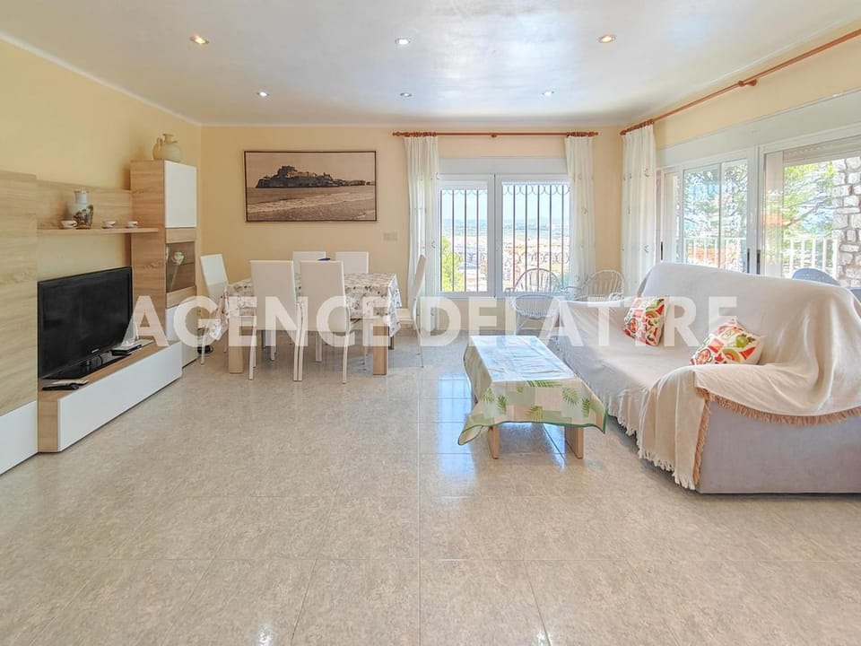 Villa con piscina privada y WIFI, 3 dormitorios cerca del centro - ES-389-9 House in Peniscola