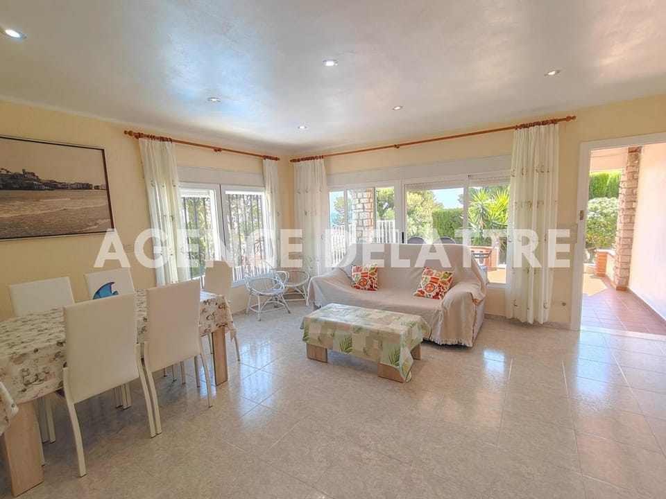 Villa con piscina privada y WIFI, 3 dormitorios cerca del centro - ES-389-9 House in Peniscola