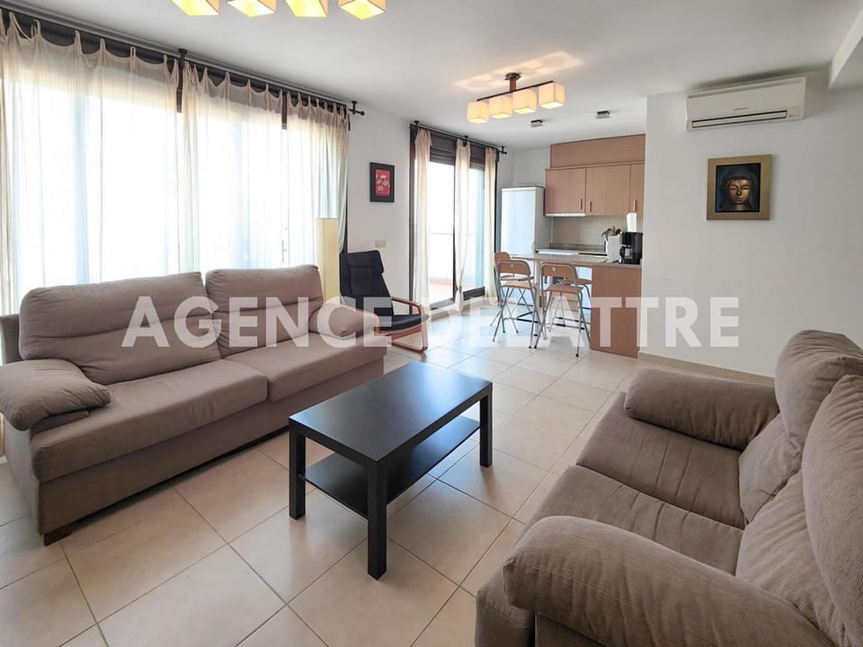 Apartamento 2 dormitorios con aire acondicionado, parking, cerca de playas - ES-389-17 Apartment in Peniscola