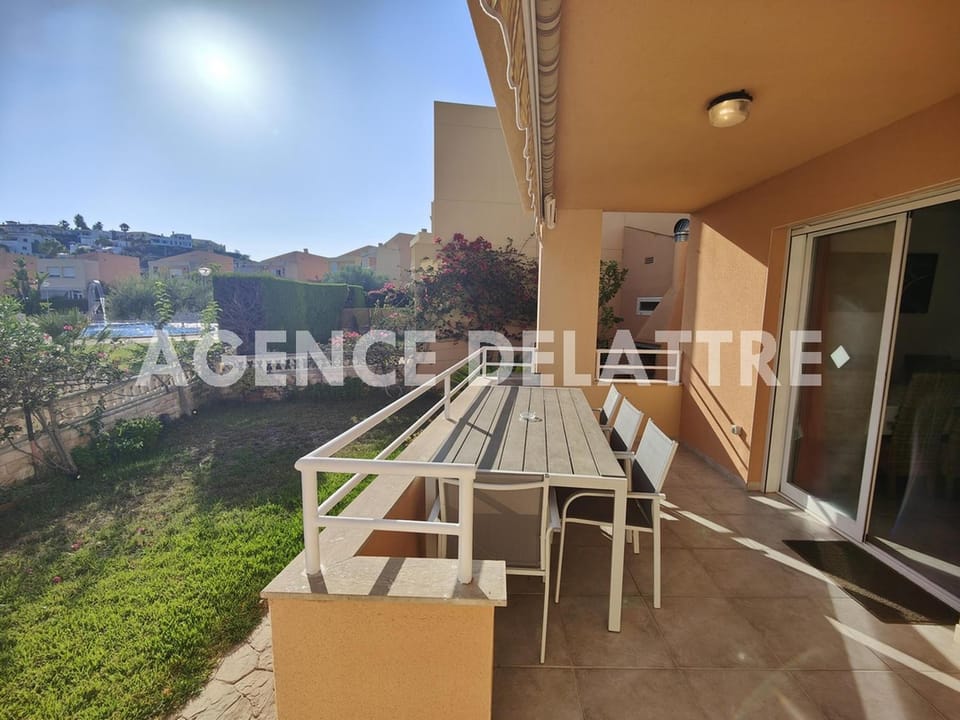 Villa tranquila con piscina y jacuzzi compartidos, 3 habitaciones, 2 baños - ES-389-25 House in Peniscola