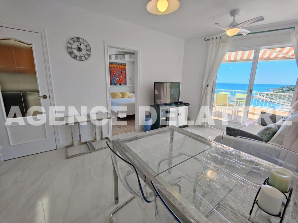 Apartamento con aire acondicionado y Wi-Fi en Peñíscola - ES-389-28 Apartment in Peniscola