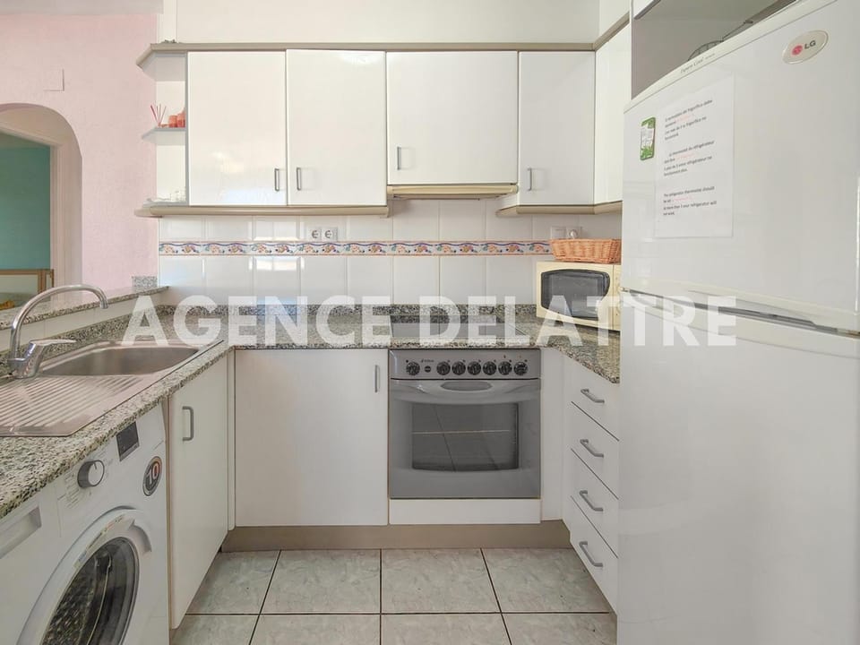 Apartamento de 2 Habitaciones con Aire Acondicionado y Piscina en Peniscola - ES-389-1 Apartment in Peniscola