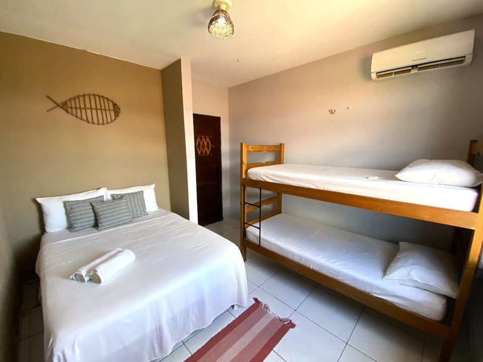 Bed, Photo of the whole room, towels, air conditioner