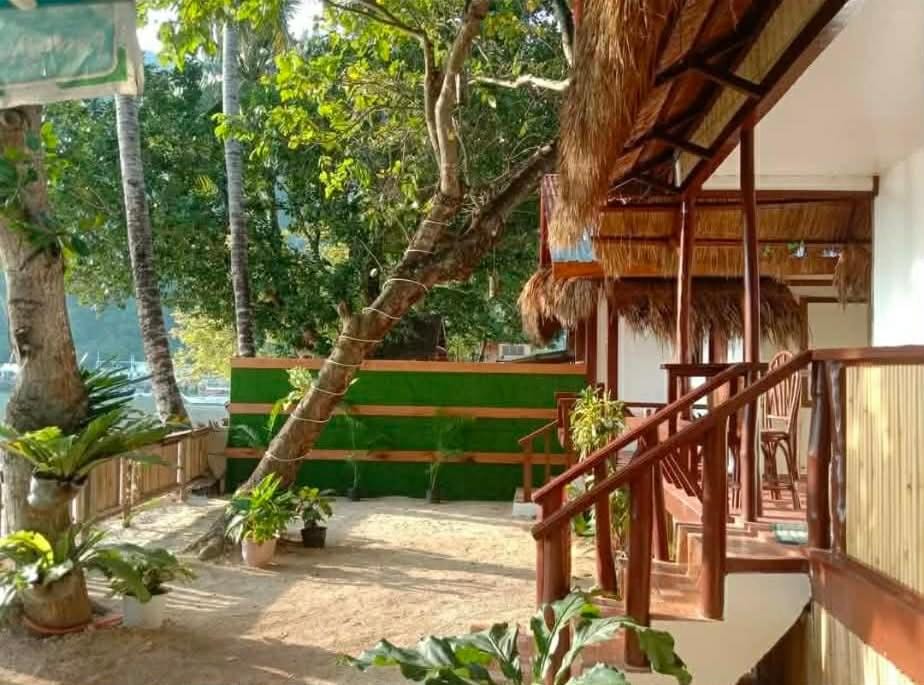 AJ's VILLAS Bed and Breakfast in El Nido