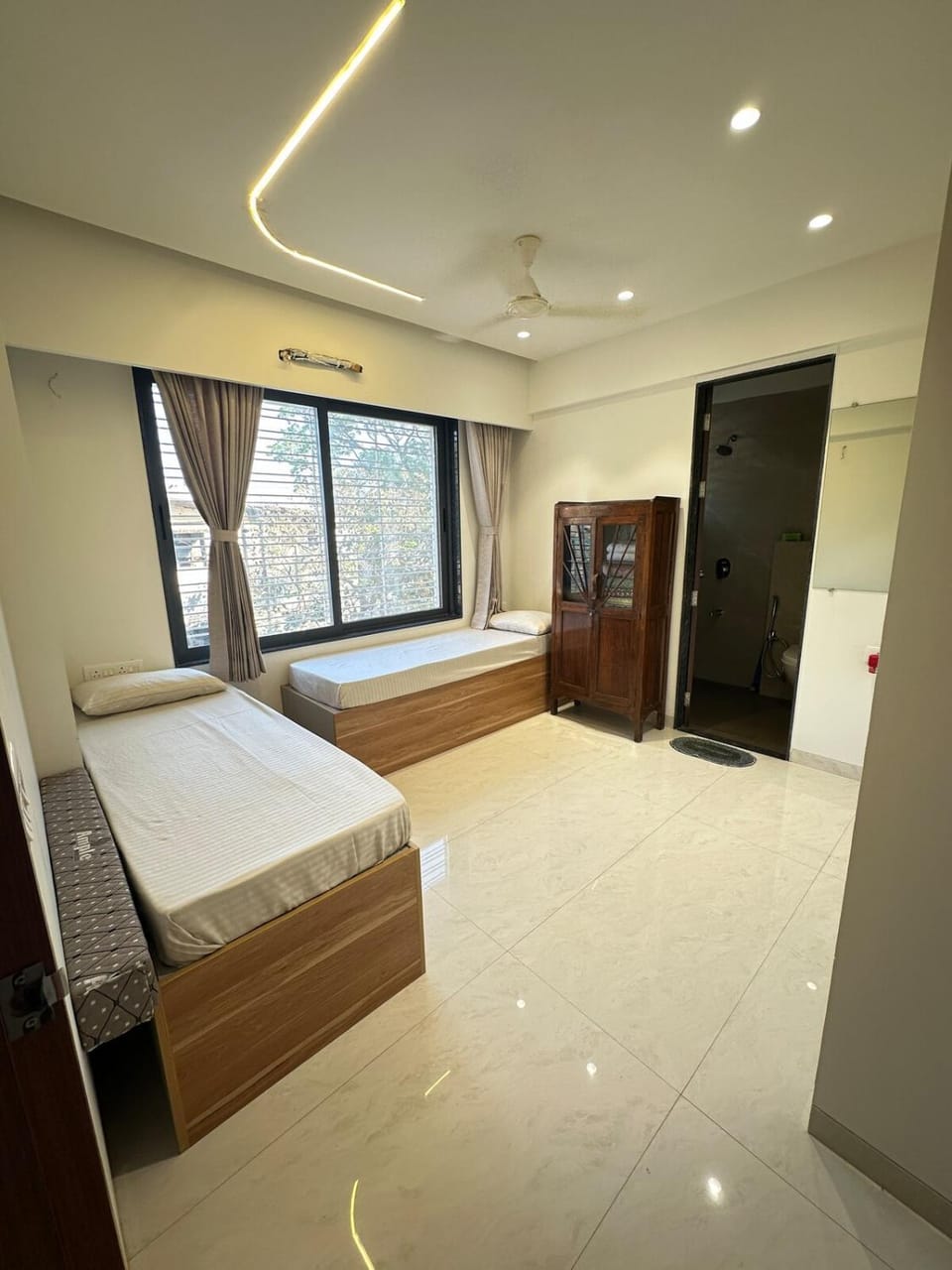 Bed, Photo of the whole room, Bedroom, wardrobe