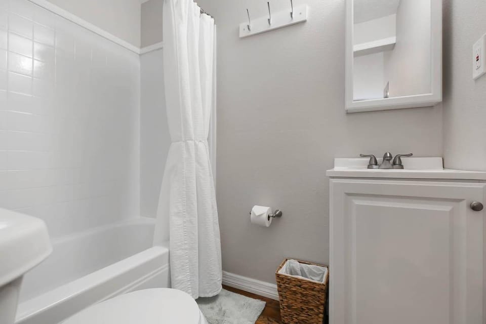 Shower, Bathroom, Bath