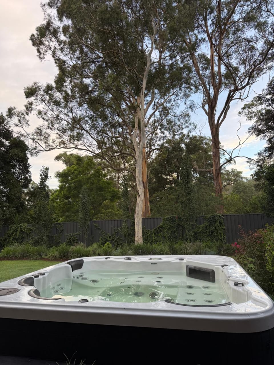 Hot Tub, Hot Tub
