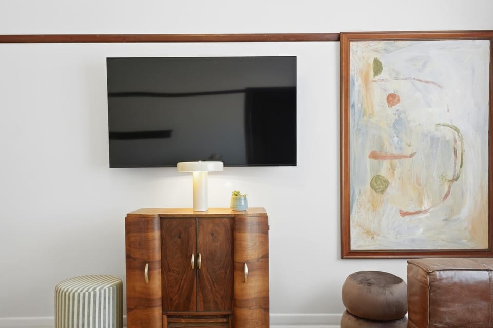 Belle Escapes - Bay Boutique at the Papilio Apartment in Moseley Street