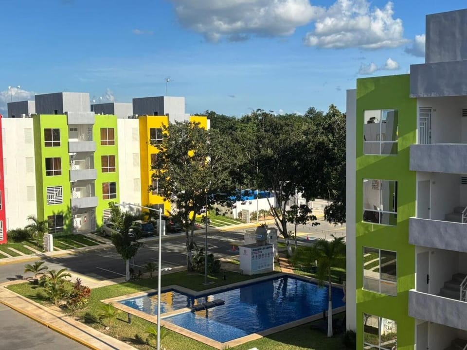 Cancún Cómodo Depto 2 Recámaras con Alberca Apartment in Cancun
