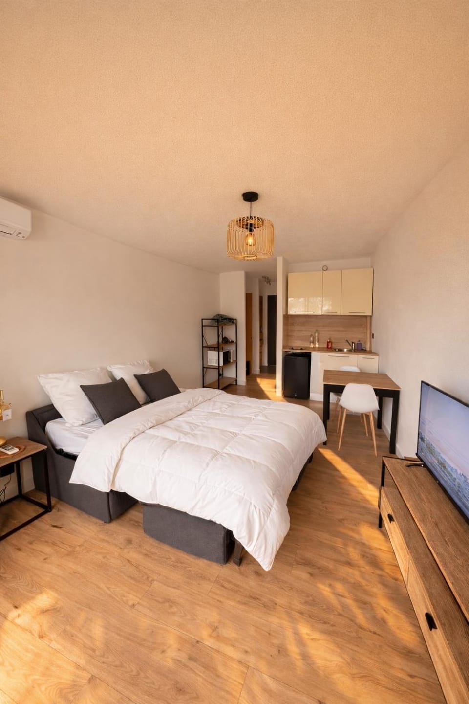 Cozy studio in Calvi Beach 2 min walk parking Apartment in Calvi