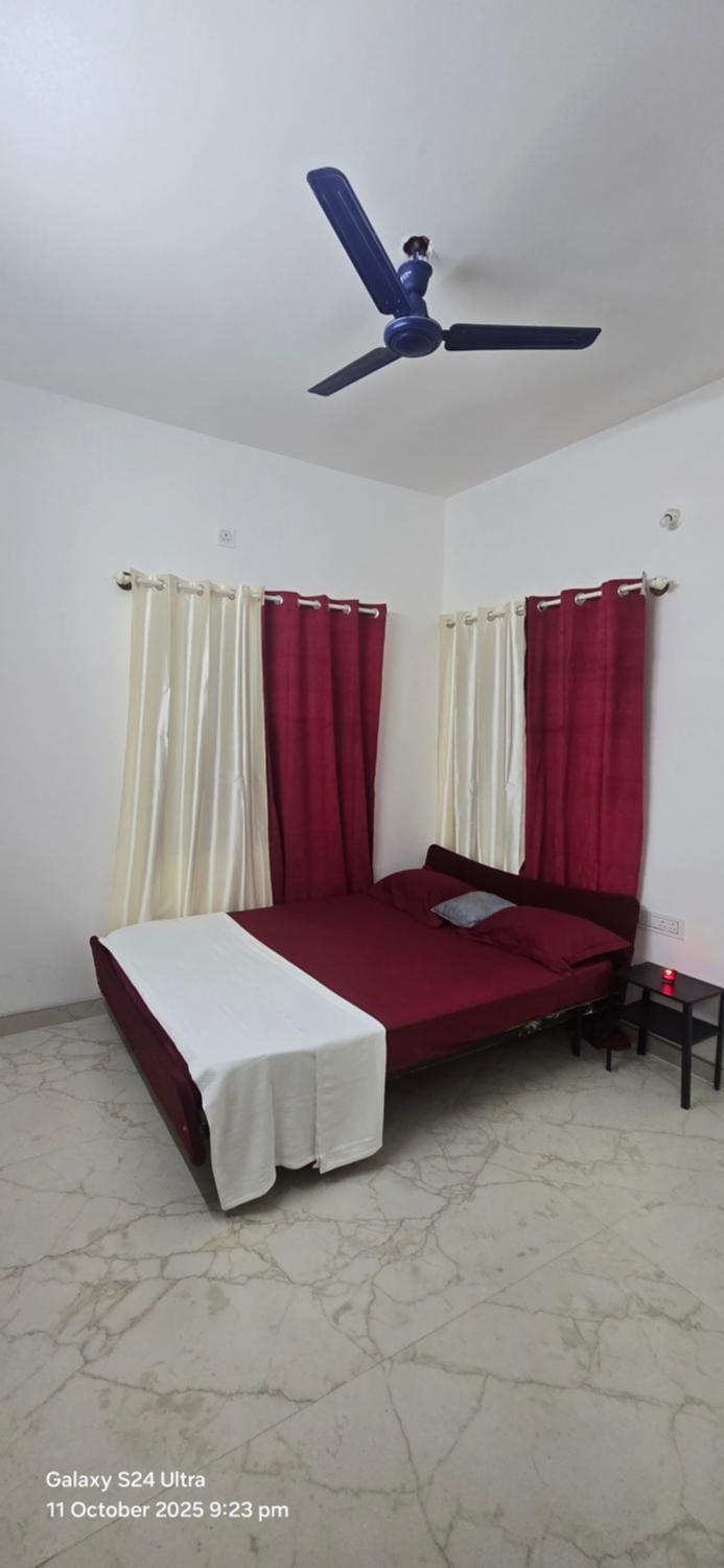 Hill view by lux vista Apartment in Bengaluru