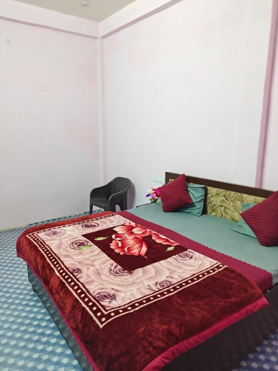 Shri Prabhu guest house Apartment in Uttar Pradesh