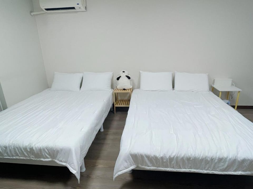 Private accommodation near Hongik University Station Apartment in Seoul