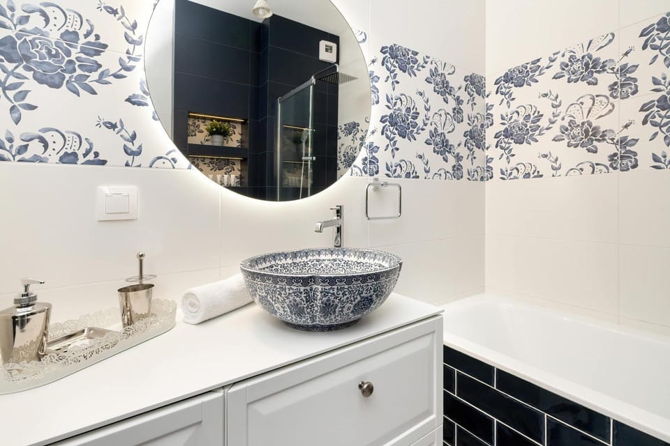 Bathroom, Bath