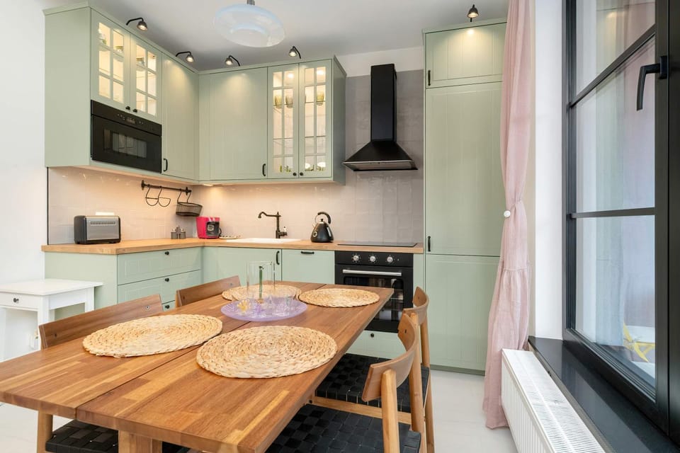 Kitchen or kitchenette, stove