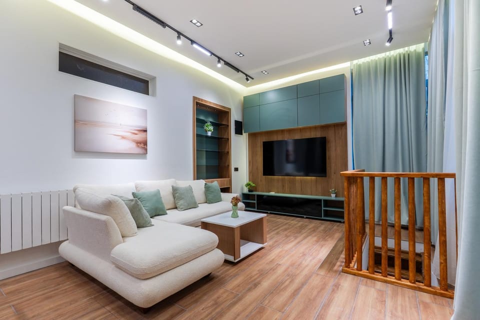 Communal lounge/ TV room, TV and multimedia, Living room, Seating area