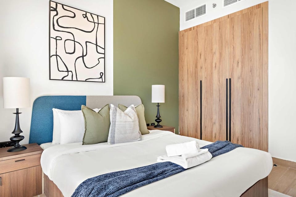 Bedroom, wardrobe