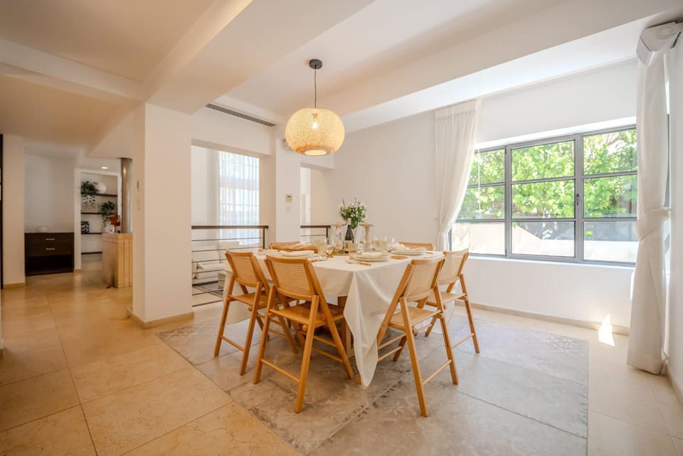 Carmelo I MOD Villa Villa in Herzliya