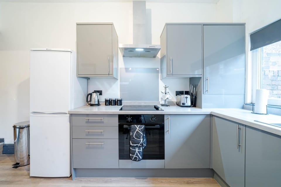 Kitchen or kitchenette, kitchen, kitchen