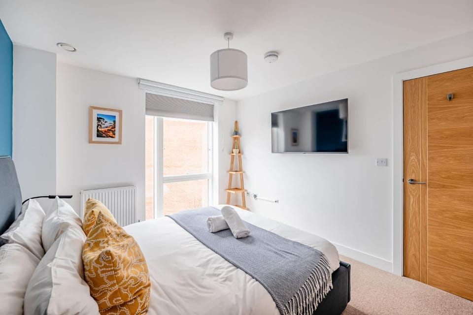 Modern Townhouse - Parking EV Charger & Balcony House in Bristol