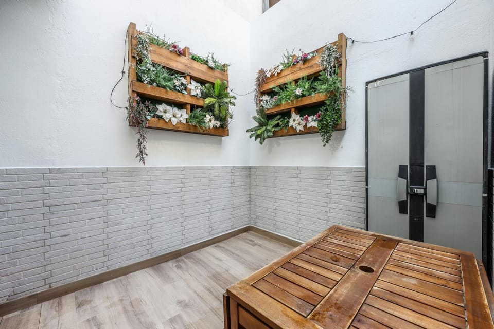 Urban Loft with Character - Puerta de Toledo Apartment in Centro