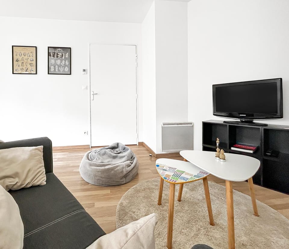 T2 moderne terrasse, parking, proche commerces Apartment in Rouen