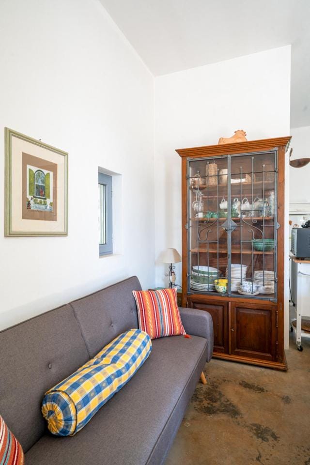Trullo Leontina with Private Pool in Puglia Apartment in Province of Taranto
