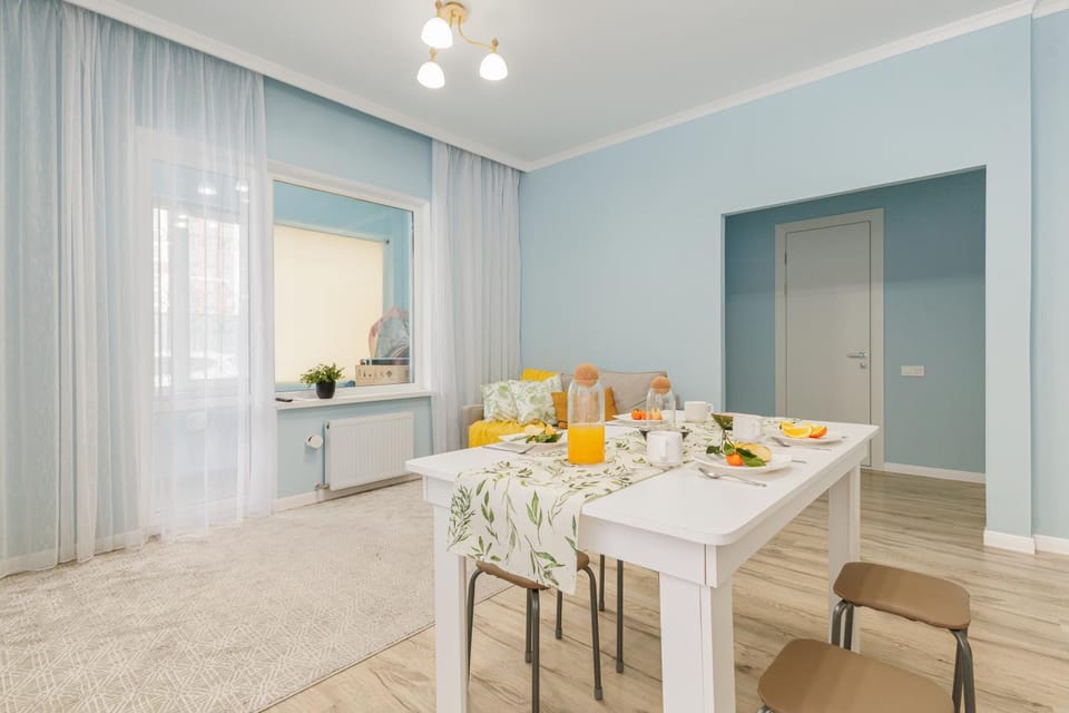Photo of the whole room, Dining area, Dinner, stove, kitchen