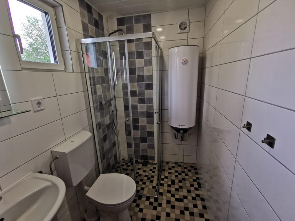 Bungalow Seedorf 8 House in Mecklenburgische Seenplatte