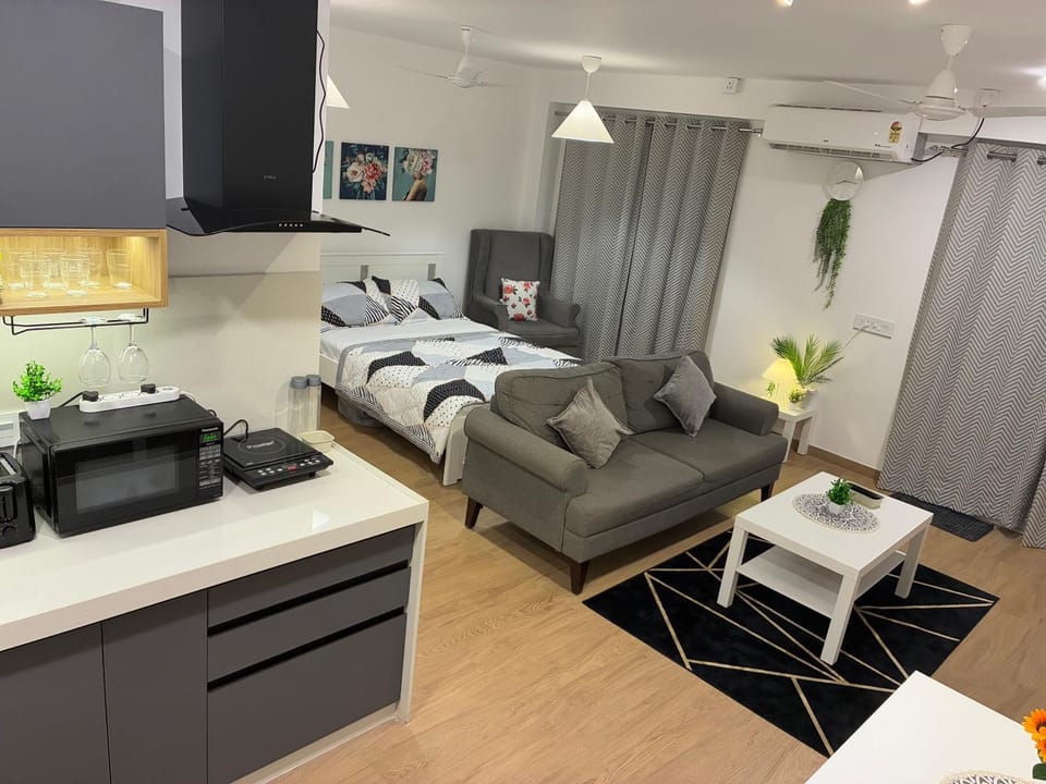 Living room, Bedroom