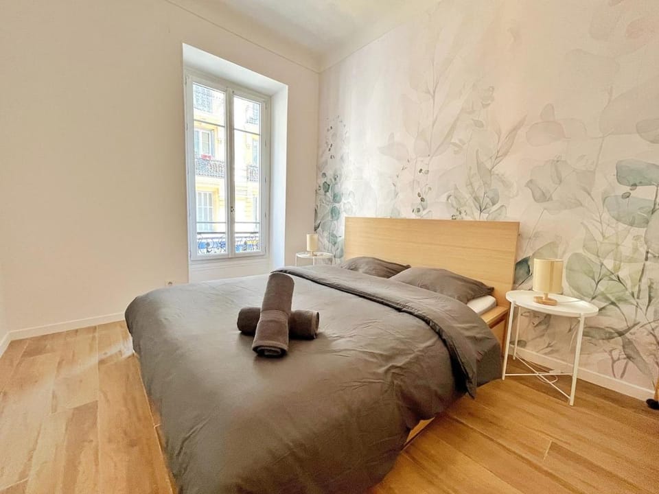Ref 114 - Beautiful 3-room apartment in the center Apartment in Nice