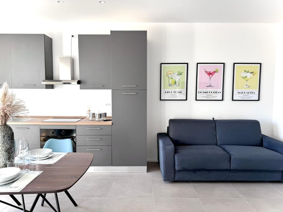 Kitchen or kitchenette, Living room, Dining area, kitchen, kitchen