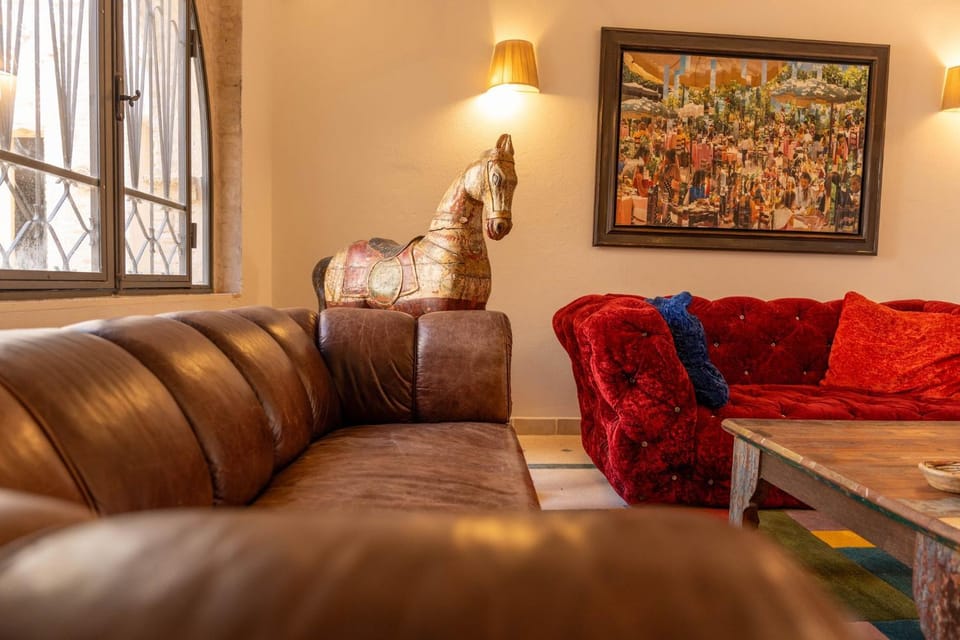 Living room, Decorative detail, Animals, Pets