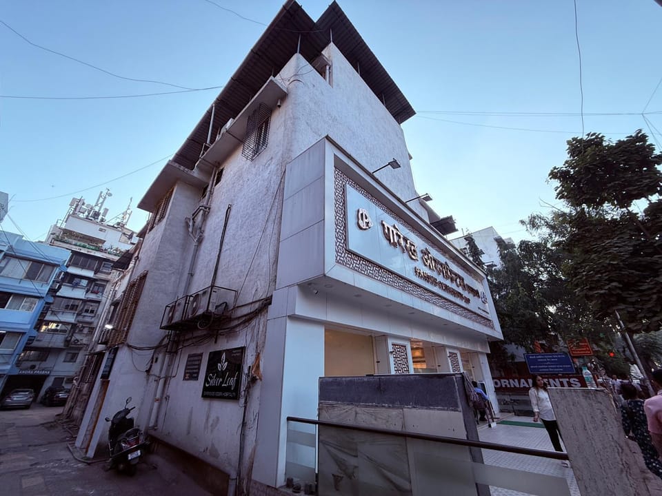 Property building, Location