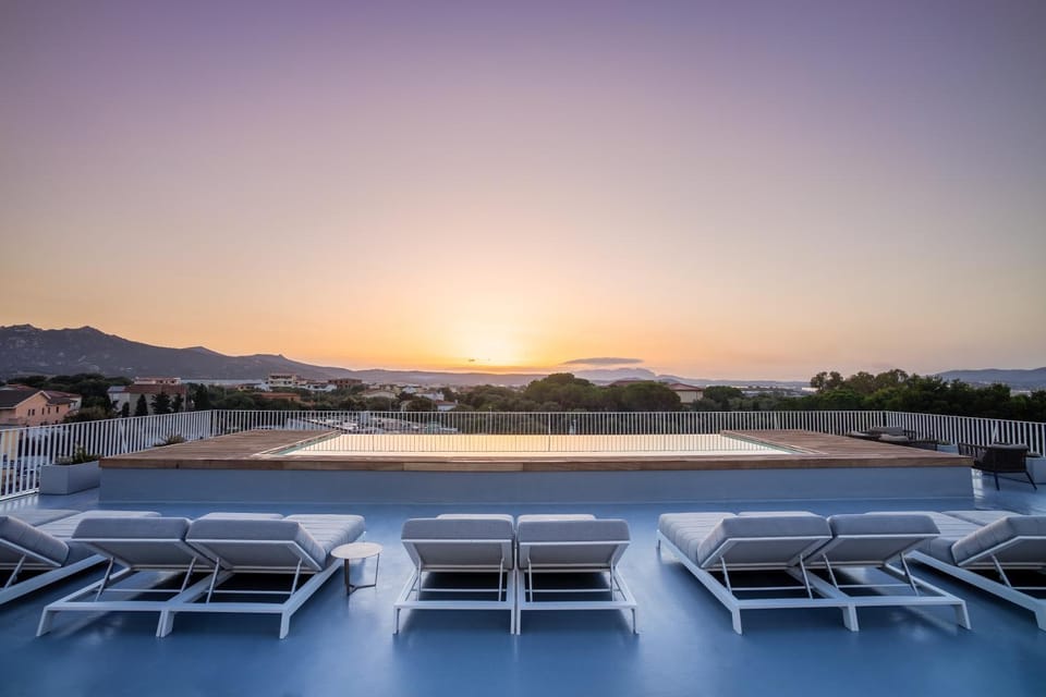 Swimming pool, Sunset, sunbed