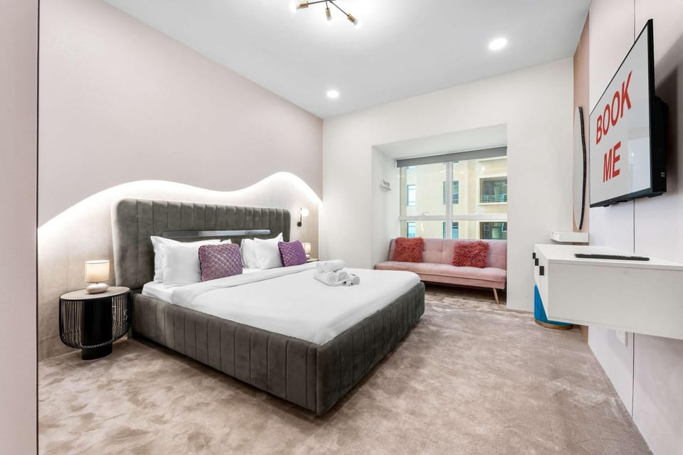 Free housekeeping visits during your stay - StayShort - High-Floor 1 Bedroom in Dubai Marina that Sleeps 3 Apartment in Dubai