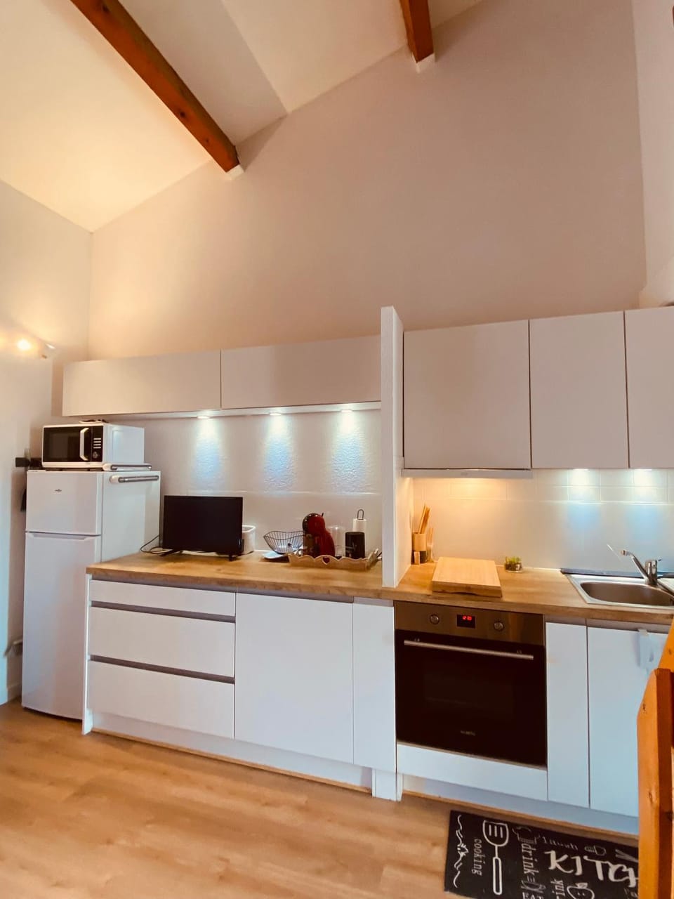 AGENCE JF IMMO- Maison de vacances avec climatisation pour 6 personnes et stationnement privé V0865 House in Vias